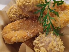 咸蛋黄秘制小食双拼-卡朋西餐(较场西路店)