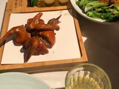 红烧乳鸽-汤城小厨•粤菜•靓汤(苏州街店)