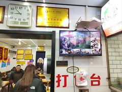 -覃肥叔桂林米粉(粮道街店)