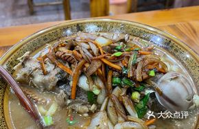 Pork Shank and Pig Kidney Noodles