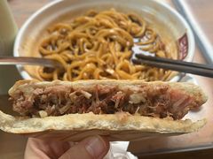 肉夹馍-老陈婆手工面庄