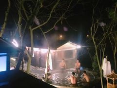 -汤山温泉房车营地 茶温泉