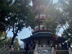-绳金塔
