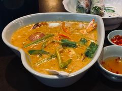 -大头虾越式风味餐厅(光明广场店)