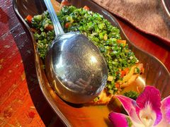 大理风味葱椒鸡-花马天堂云南餐厅 Lost Heaven(外滩店)