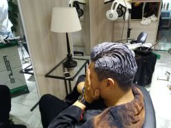 点击看大图 -CE·专业蛋白•羽毛接发·潮色烫染品牌店