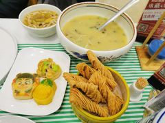 -鹊华居·地道鲁菜·海鲜·融合味(大明湖店)