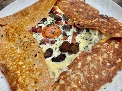 鸡蛋蘑菇熏肉荞麦可丽饼-RAC BAR(安福路店)