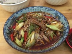 -雷祖芳老妈蹄花店