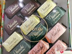 -VENCHI 闻绮(北京国贸商城店)