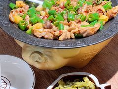-聚鑫朋酸菜肥肠(文艺路口店)