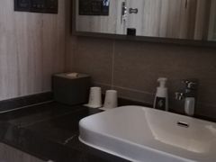 -杭州西湖湖滨银泰亚朵酒店