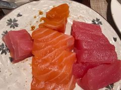 -广州万富希尔顿酒店·感趣自助餐厅·金秋蟹宴生蚝海鲜刺身