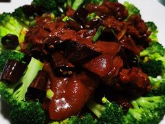 香辣美容蹄-闻道食府烙饼卷带鱼(原车耳营店原大觉寺店)