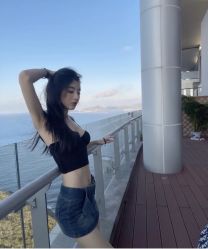 -丝语萱形象