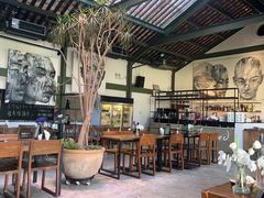 -喜洲吧·江畔老船厂·庭院餐厅(喜临院店)