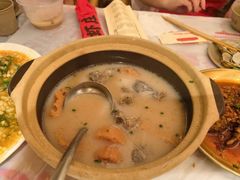 -肥肥虾庄·金牌油焖大虾(汉口城市广场店)