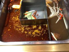 -东巴人鱼豆花火锅(幸福街店)