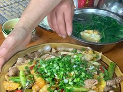 -廖哥泡椒兔(峨眉店)