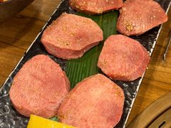 -炼火烤肉店