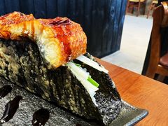 蒲烧鳗鱼寿司塔-8PINTS八品脱·日料·烧鸟·精酿小酒馆(莘庄店)