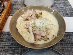 奶油汁培根溏心蛋意面-Future&Kitchen