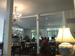 -Fern Forest Cafe