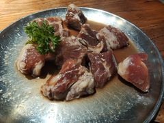 秘制牛肋条-原始泥炉烤肉(总店)