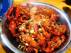 -琥珀老六龙虾(四里河店)