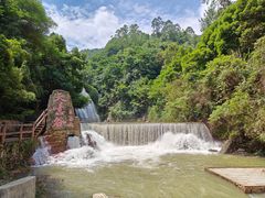 -华蓥山天意谷景区