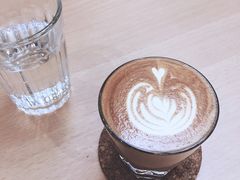 Flat&nbsp;White-Onirii Coffee(长乐路店)