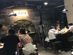 -红九格老火锅(三峡广场店)