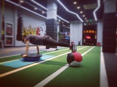 -Freedom Fitness私教健身俱乐部(徐虹北路店)
