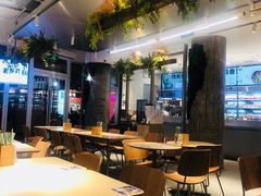 大堂-老乡鸡(上海白玉兰广场店)