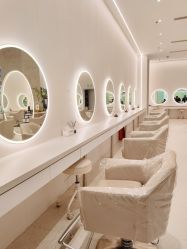 -Meng Lang 梦郎白金店