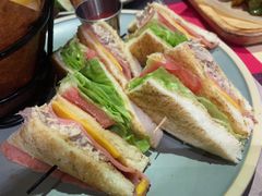 金枪鱼三明治-遇见西木美式餐厅(体育路店)