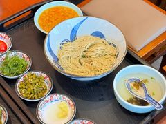 -寄畅興·百年蟹黄面·万国建筑群(外滩27号店)