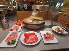 -山焱·炭火自助烤肉(周浦万达店)