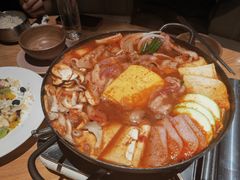 -KimPro 辛普乐概念韩餐