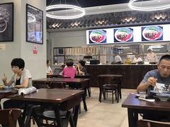 大堂-四季小馆·地道北京小吃(广百店)