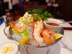 海鲜拼盘-Wolfgang’s Steakhouse 沃夫冈牛排馆(上海白玉兰广场店)