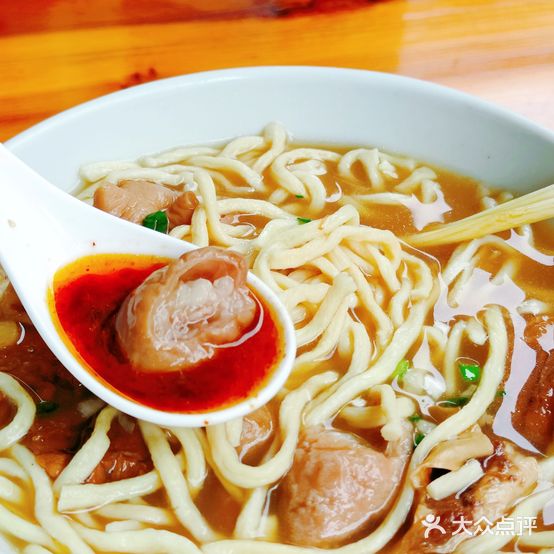 佩记小食店