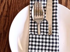 -ROAST coffee & eatery