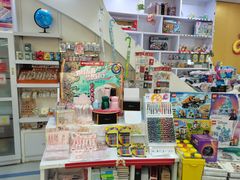 -新华书店(虹悦城店)