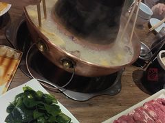 -思阁炭香火锅(学伟鑫城总店)