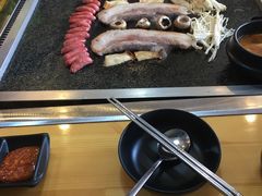 -小黑猪石板烤肉(皇冠花园店)