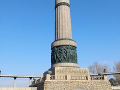 -人民防洪胜利纪念塔