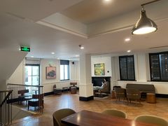 大堂-星巴克臻选(广州沙面店)