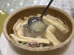 泉水腐竹炖土猪-客家汇·客家传承菜(水库店)