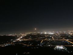 -鬼笑石后山停车场